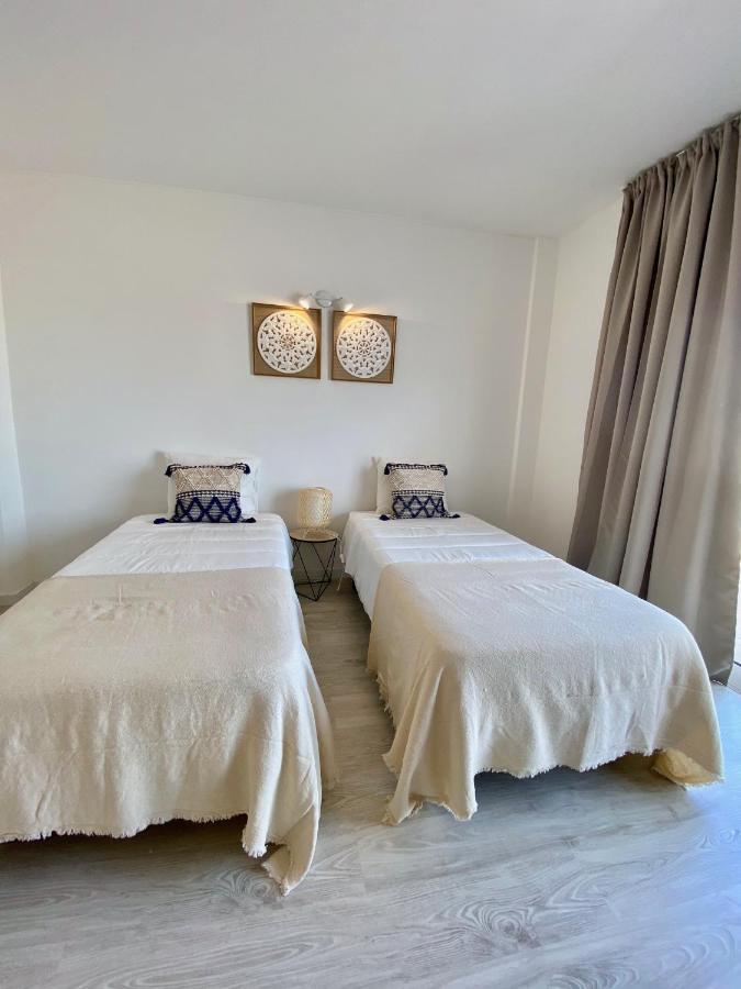 White Sand Apartments Downtown อัลบูเฟรา ภายนอก รูปภาพ